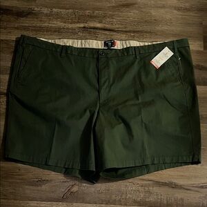 New Dockers Men's Green Shorts